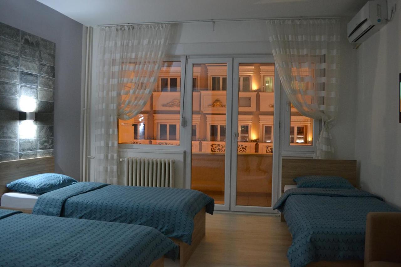 Lazarus Apartment Skopje Exterior photo